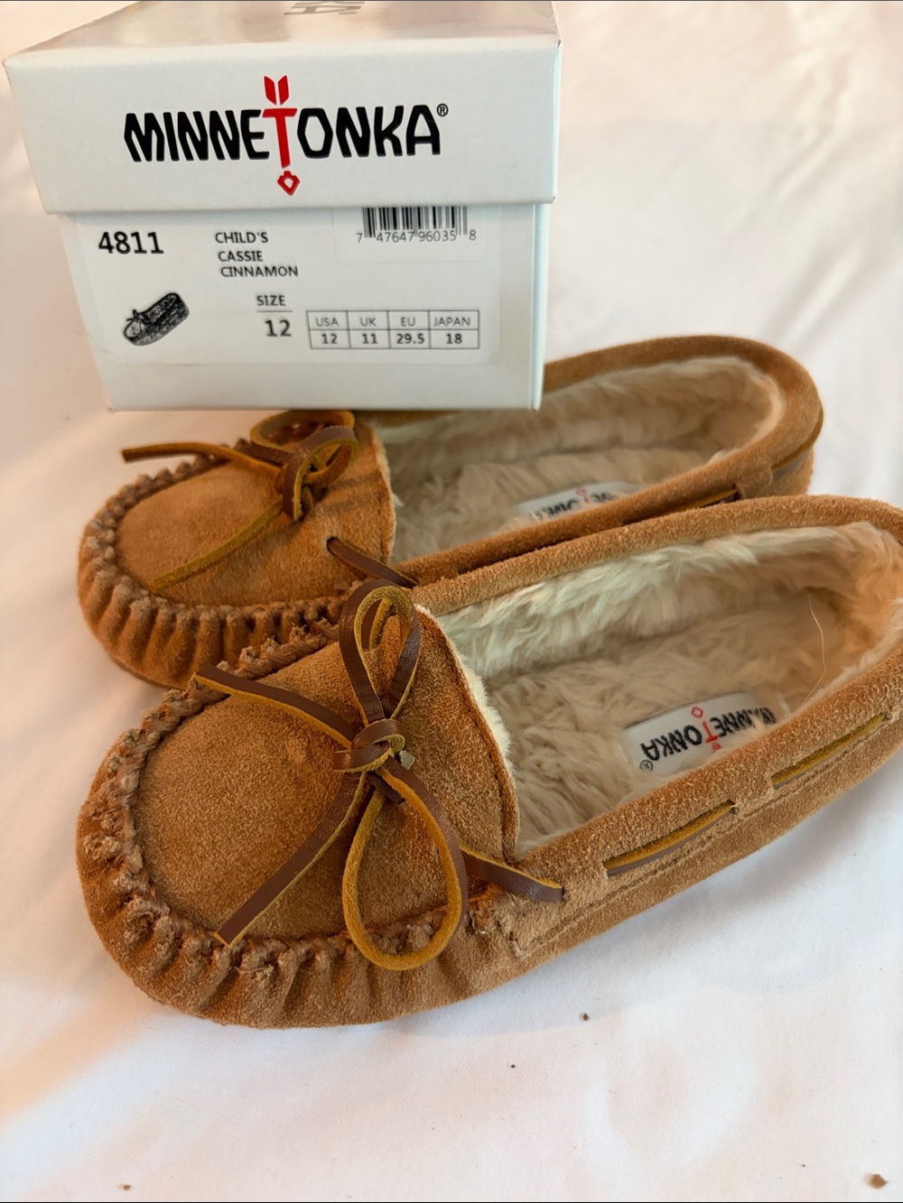 Minnetonka Kids Cassie Moccasins in Cinnamon Brown with Faux Fur
